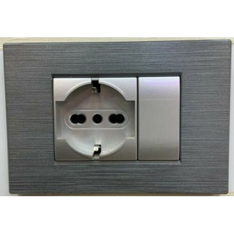 PLACCA SILVER N. 8 IN ABS COMPATIBILE LIVING LIGHT INTERNATIONAL 3 4 7 POSTI