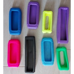 GUSCIO SALVA TELECOMANDO GUSCIO ANTIURTO IN SILICONE ALLUNGABILE 3 MISURE COLORATE