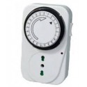 Timer giornaliero spina 16 A+T entrata presa bivalente 10-16AH+T