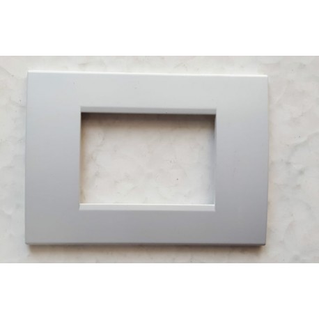 PLACCA GRIGIO CHIARO IN ABS PER SCATOLE RETTANGOLARI SERIE SOFT 3/4/6 POSTI